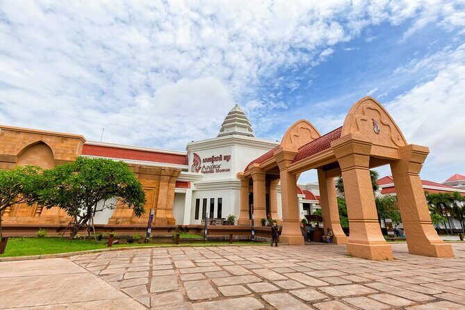Private City Tour in Siem Reap - Introduction