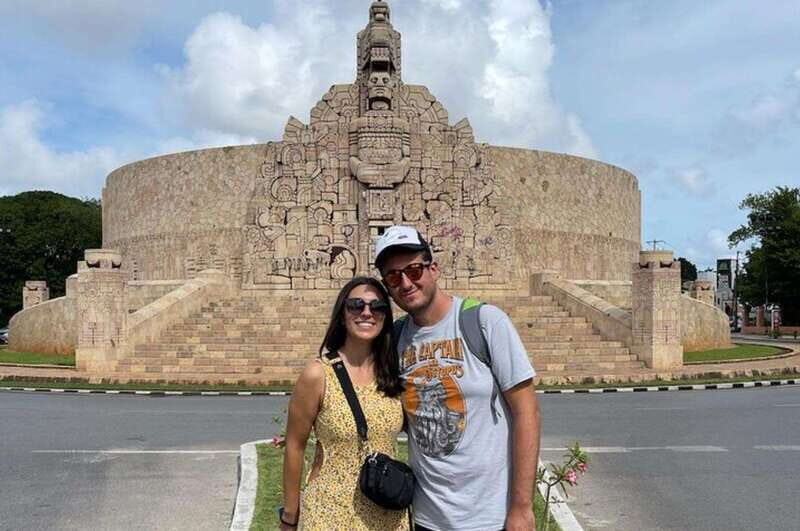 Private City tour Merida History & Local Antojitos Tasting - Exploring Mérida Through Its Streets and Stories