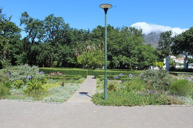 Private City Tour Table Mountain + Cable Car Ticket Camps Bay H/D - FAQ