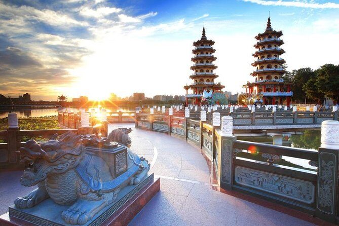 Private Classic Kaohsiung Day Tour - Exploring the Private Classic Kaohsiung Day Tour