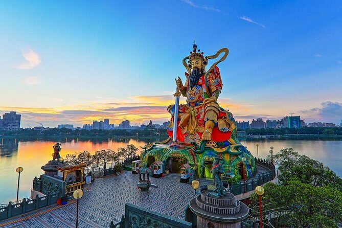 Private Classic Kaohsiung Day Tour - Practical Details and Considerations