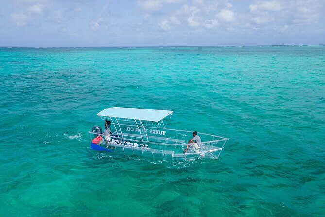 Private Clear Boat experience in Grace Bay - Starting Point and Meeting Logistics