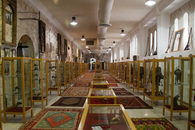 Private Combo Tour to Sheikh Faisal Museum and Camel Racing Track - Final word