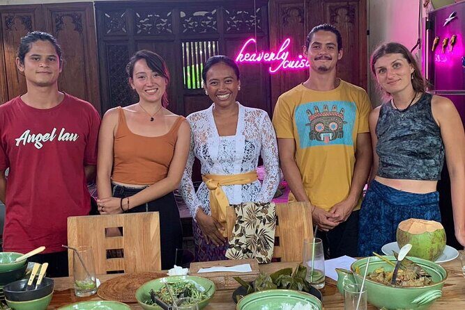 Private Cooking Class Experience in Bali with Lunch Included - Key Points