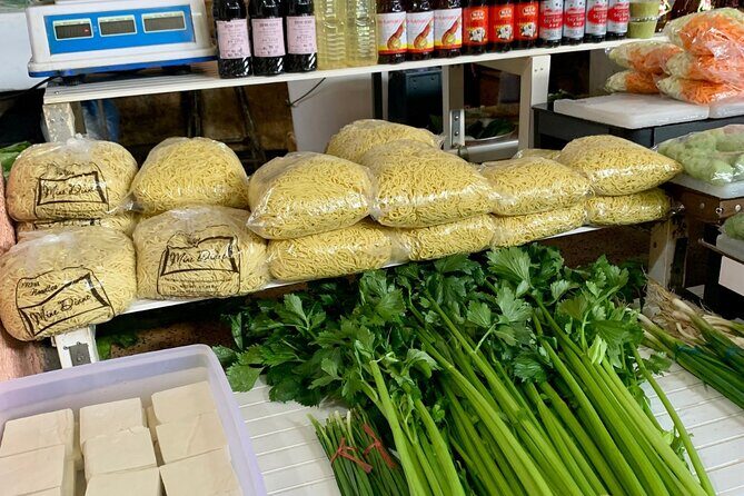Private Cooking Class Experience with Farmers Market Visit - The Market Visit: A Dive into Local Life