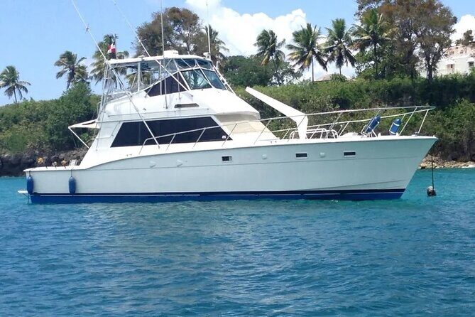 Private Cruise on a Hatteras 52 - Key Points