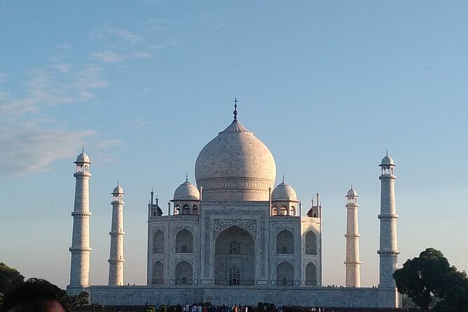 Private Cultural Taj Mahal Tour by Gatimaan Express Train - Who Should Consider This Tour?