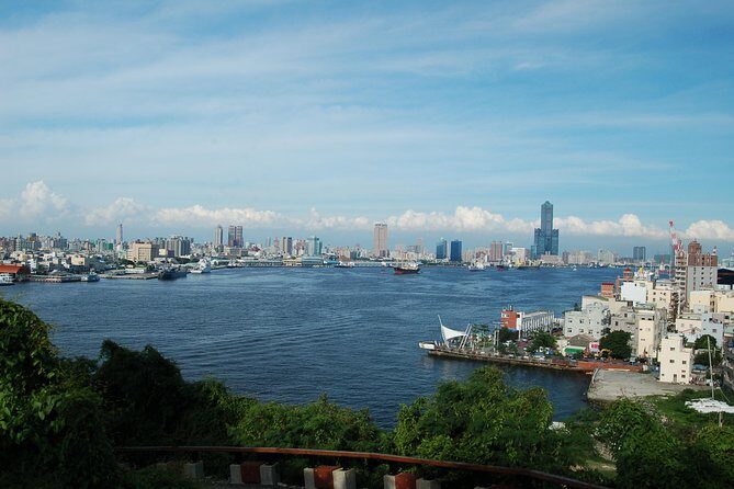 Private Custom Kaohsiung Day Tour - Why Travelers Love This Tour