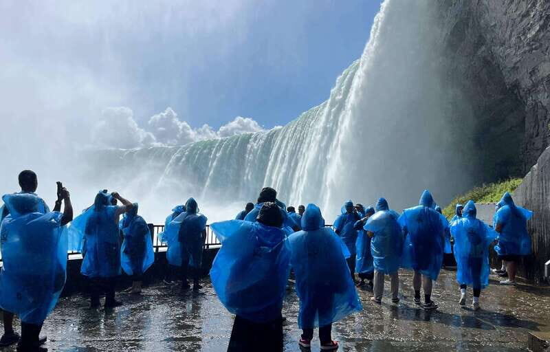 Private & Custom Niagara Falls Tour For Groups of All Sizes - Key Points