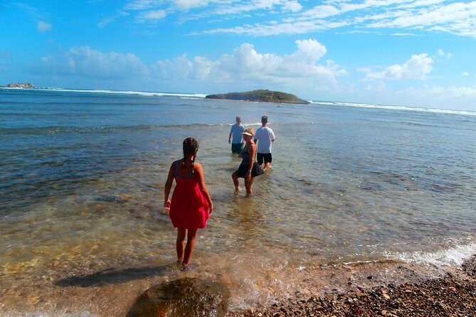 Private Customizable Island Sightseeing Tour in St Maarten - Who Should Consider This Tour?