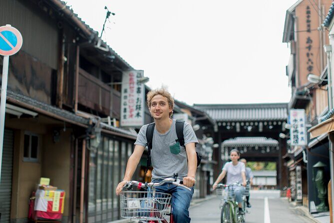 Private Cycling Tour by e-bike (AM; with an authorized guide) - Exploring Kyoto on an E-Bike: A Review of the Private Guided Tour