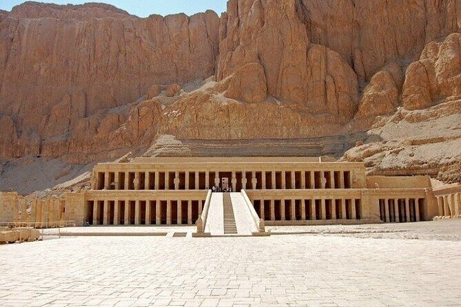 Private Day from Cairo to Luxor by plane with hotel,balloon,west,east and lunch - FAQs