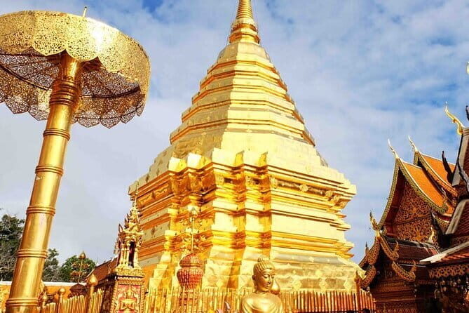Private Day Tour Doi Suthep Temple and Handicraft Center - Exploring the Private Day Tour of Doi Suthep and Handicraft Center
