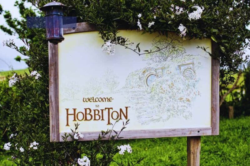 Private Day Tour - Hobbiton Movie Set, Rotorua & Treewalks - Authenticity and Reviews: Real Insights from Travelers