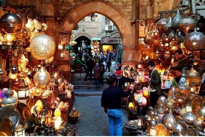 Private Day tour in Khan Elkhalele Market with Shopping and Lunch - Handmade Carpets and Hieroglyphics at Memfis Bazaar
