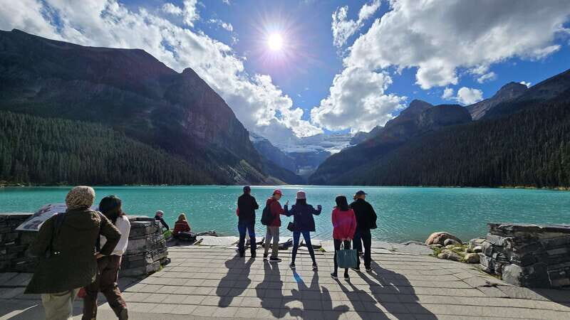 Private Day Tour: Moraine Lake and Lake Louise - Navigating the Rockies: A Deep Dive into the Experience