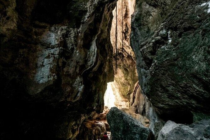 Private Day Tour Rangko Cave -Batu Cermin Cave - FAQs