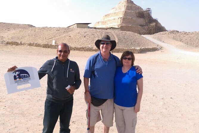 Private Day Tour to Giza Pyramids And Sakkara Step Pyramid - A Detailed Look at the Tour