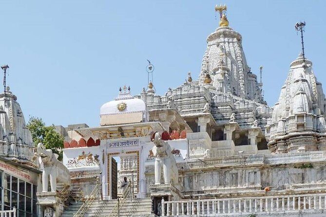 Private Day Tour To Kumbhalgarh Fort And Ranakpur Jain Temple From Udaipur - Frequently Asked Questions