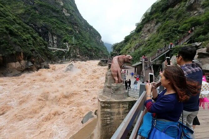 Private Day Tour to Shangri-la from Lijiang by Car - Frequently Asked Questions