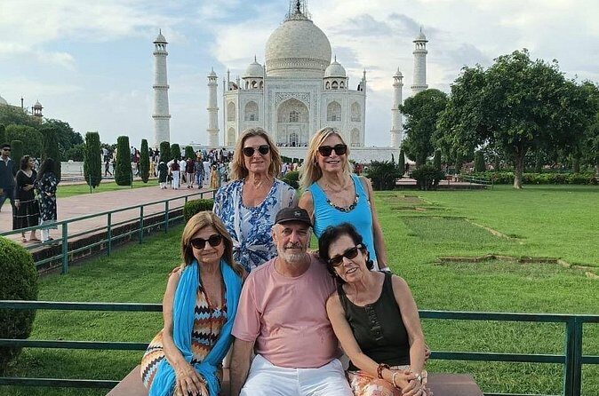 Private Day Tour to Taj Mahal and Agra fort from Delhi - What to Expect During Your Visit