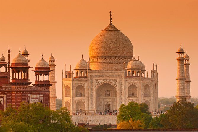 Private Day trip to Agra with Taj Mahal,Fort and lunch at 5 Star - The Itinerary in Detail: What to Expect
