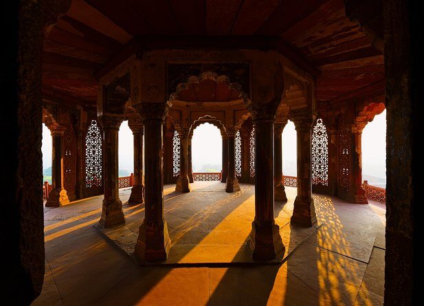 Private Day trip to Agra with Taj Mahal,Fort and lunch at 5 Star - Frequently Asked Questions