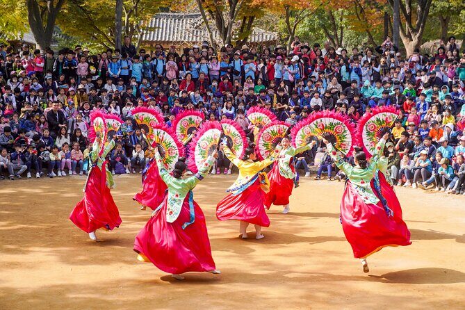 Private Day Trip to Korean Folk Village and Hwaseong Fortress - Key Points