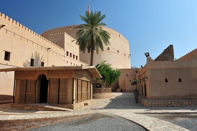 Private Day Trip to Nizwa, Jabal Akhdar (Green Mountain) & Birkat Al Moz - An Authentic Introduction to Oman’s Heritage and Nature