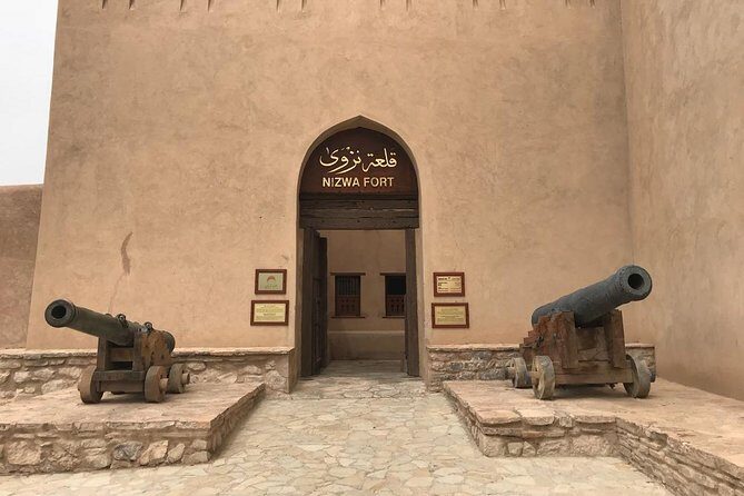 Private Day Trip to Nizwa & Jabal Shams (The Grand Canyon of Oman) - Transport & Comfort