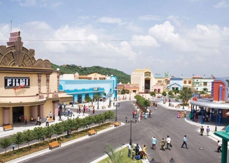 Private Daytrip to Ramoji Film City and Sanghi Temple by Car - Practicalities and Tips