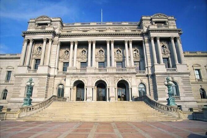 Private DC Day and Night Limousine Tours - An In-Depth Look at the Private Limousine Tour of Washington, D.C.
