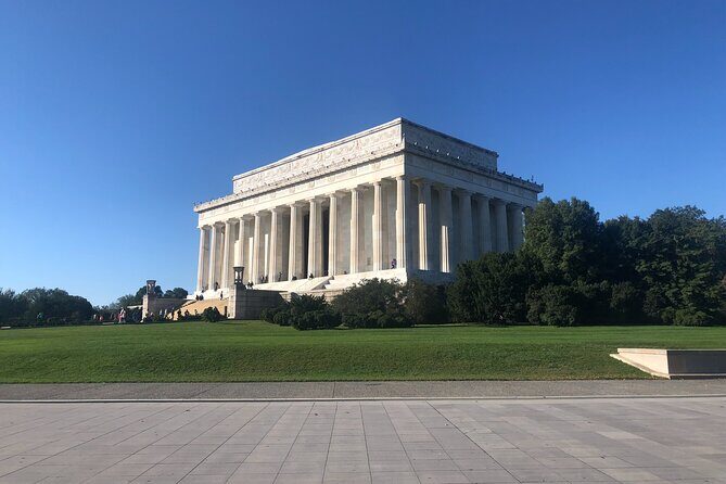 Private DC Guided Bus Tour with Step Off Guide - Who Will Love This Tour?