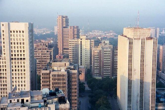 Private Delhi tour with Lotus Temple, ISKCON and Connaught Place with Dinner - Key Points