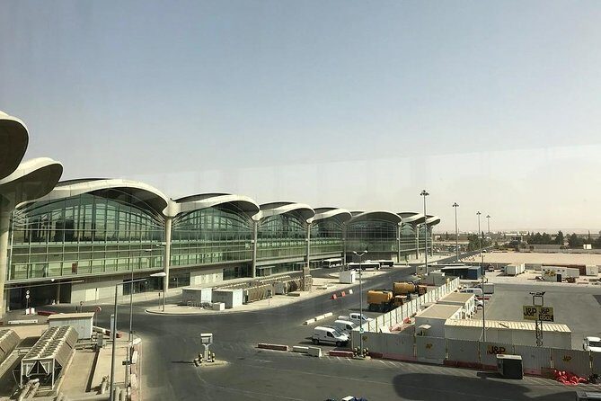 Private departure transfer from Amman to airport - Key Points