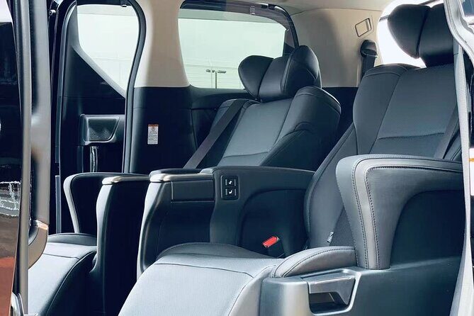 Private departure transfer from Tokyo city to Tokyo Haneda Airport(HND) - Key Points