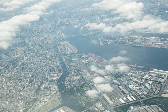 Private Departure Transfer : Tokyo Disney to Haneda International Airport - Who Would Love This Service?