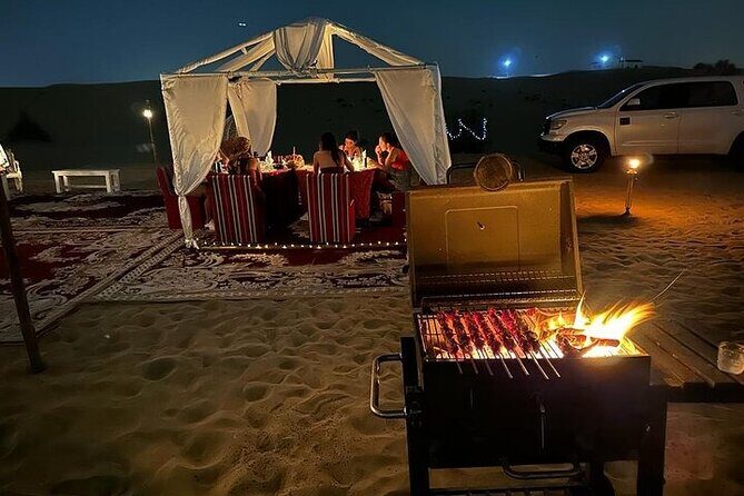 Private Dinner in the Heart of the Desert with Entertainment show - A Closer Look at the Itinerary