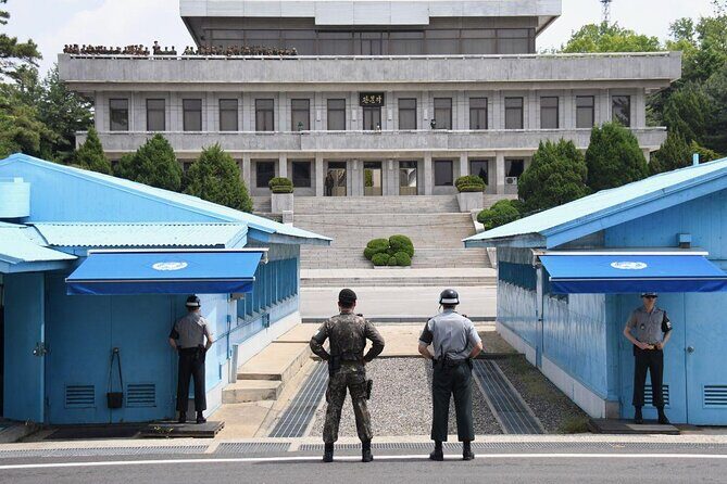 Private DMZ tour(Tunnel / Observation) with hotel pick up - Key Points