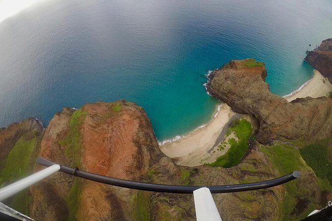 Private Doors-Off Kauai Helicopter: Ultimate Waterfalls & Canyons - Summary: Who Is This Tour Best For?