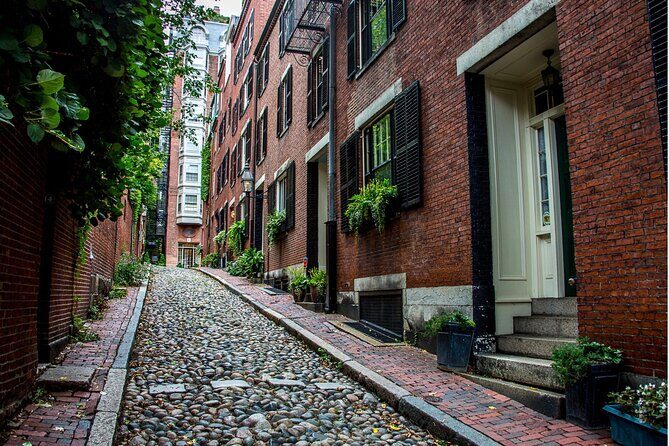 Private driving tour of Boston groups of 5-6 - Who Will Love This Tour?