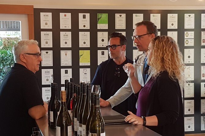 Private Driving Wine Tour (full day) in the Marlborough Region - The Guides: Knowledge, Friendliness, and Personal Touch