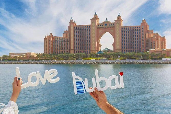 PRIVATE Dubai City Tour up to 6 person (Museum | Souk | Atlantis | Beach & more) - Exploring Dubai in a Half-Day