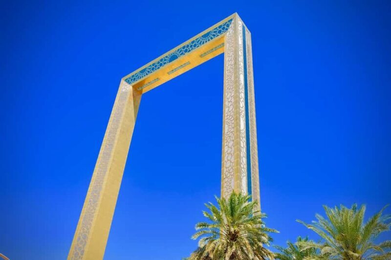 Private Dubai Frame & Miracle Garden Trip with Transfer - The Dubai Frame: A Gateway to the Past and Present
