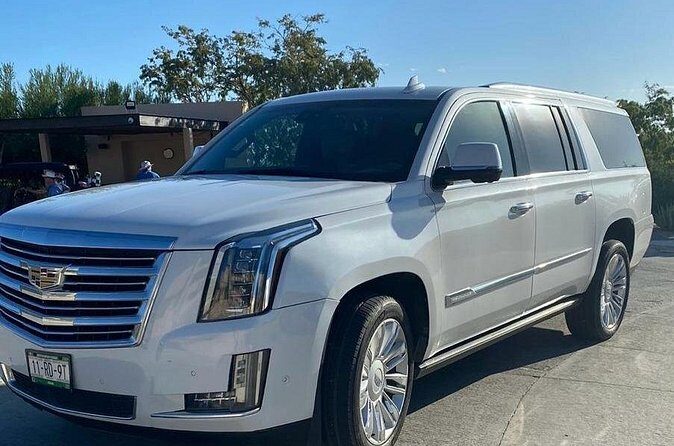 Private Escalade Airport Transfer in Los Cabos - The Sum Up