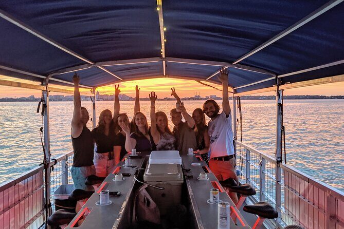 Private Evening Boat Ride through Ft Lauderdale, fits up to 20 - Who Will Love This Tour?