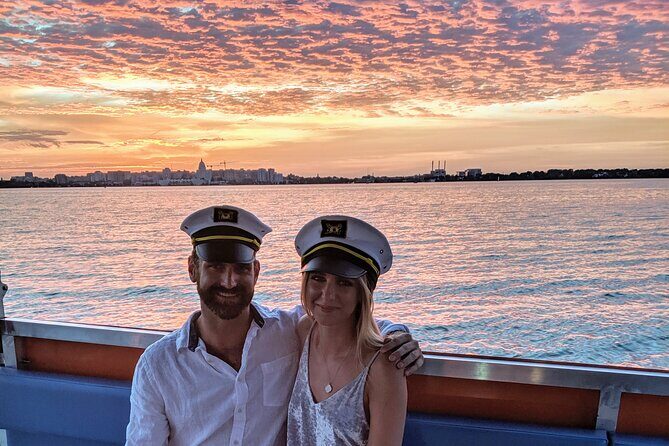 Private Evening Boat Ride through Ft Lauderdale, fits up to 20 - FAQ