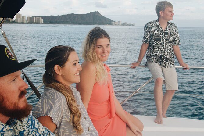 Private Evening Cruise - Introduction: Setting Sail for Serenity and Spectacle