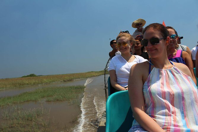 Private Everglades Airboat Tour including hotel pick up and Everglades specialist - Key Points