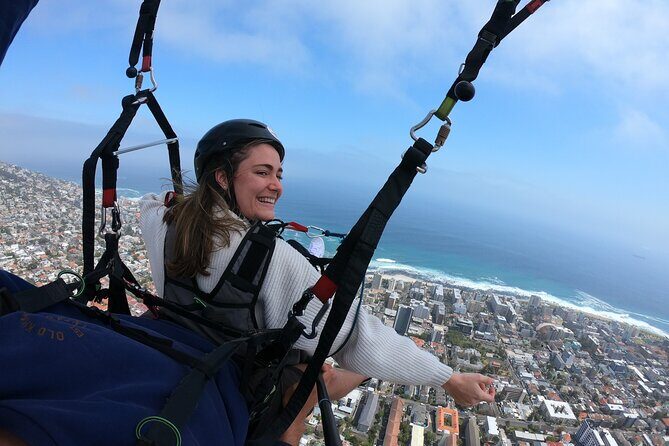 Private Exclusive Tandem Paragliding Experience in Cape Town - An Up-Close Look at the Experience